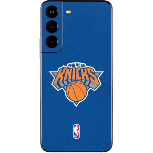 NBA New York Knicks Distressed Galaxy S22 Skin